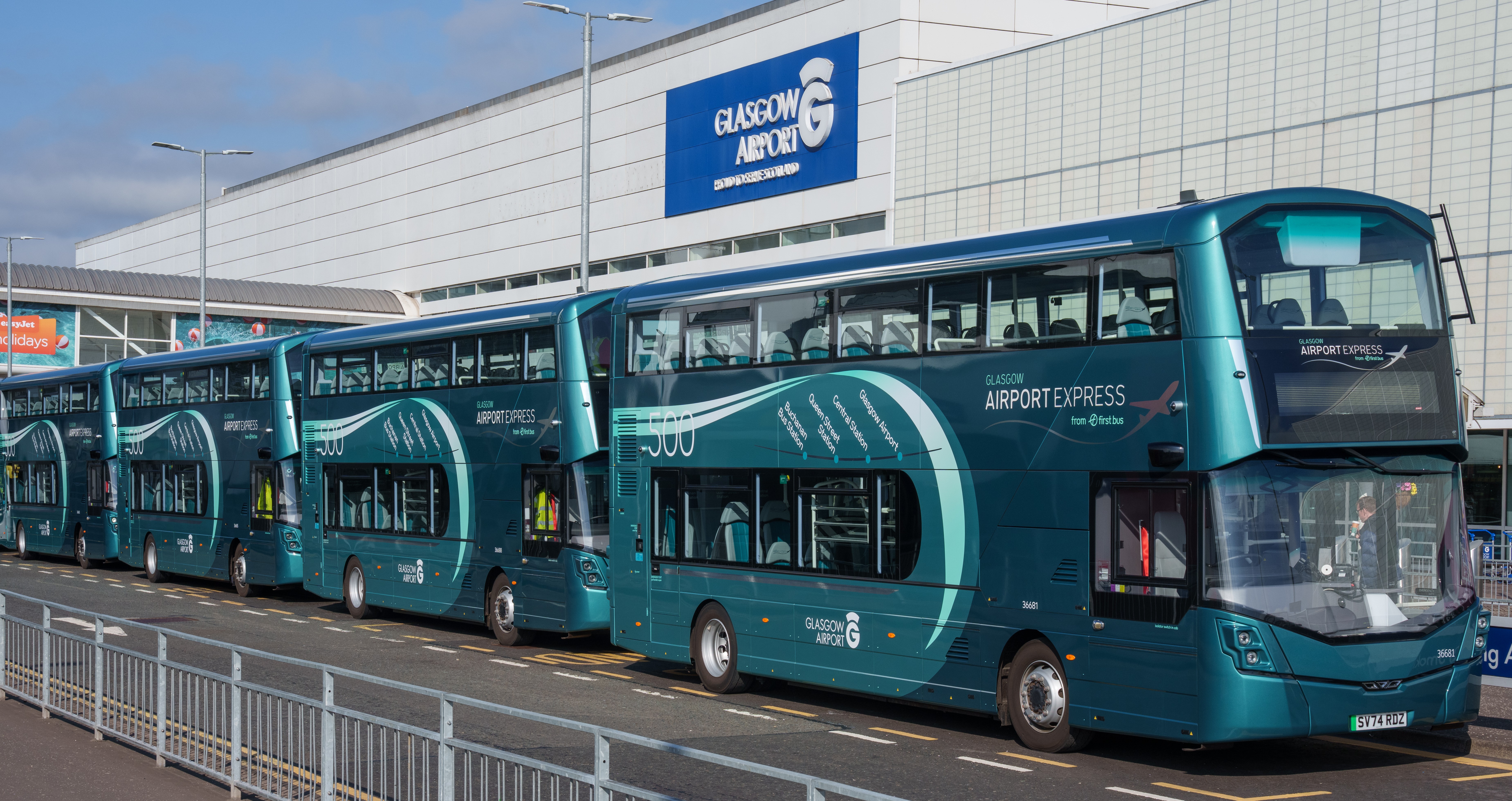Airport bus pic 1